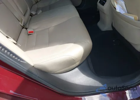 2015 Honda Accord Hybrid Ex-L z USA, uszkodzony, nr VIN 1HGCR6F56FA011193